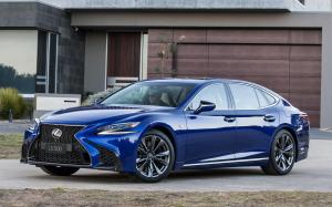Lexus LS500 F-Sport 2018 года (AU)